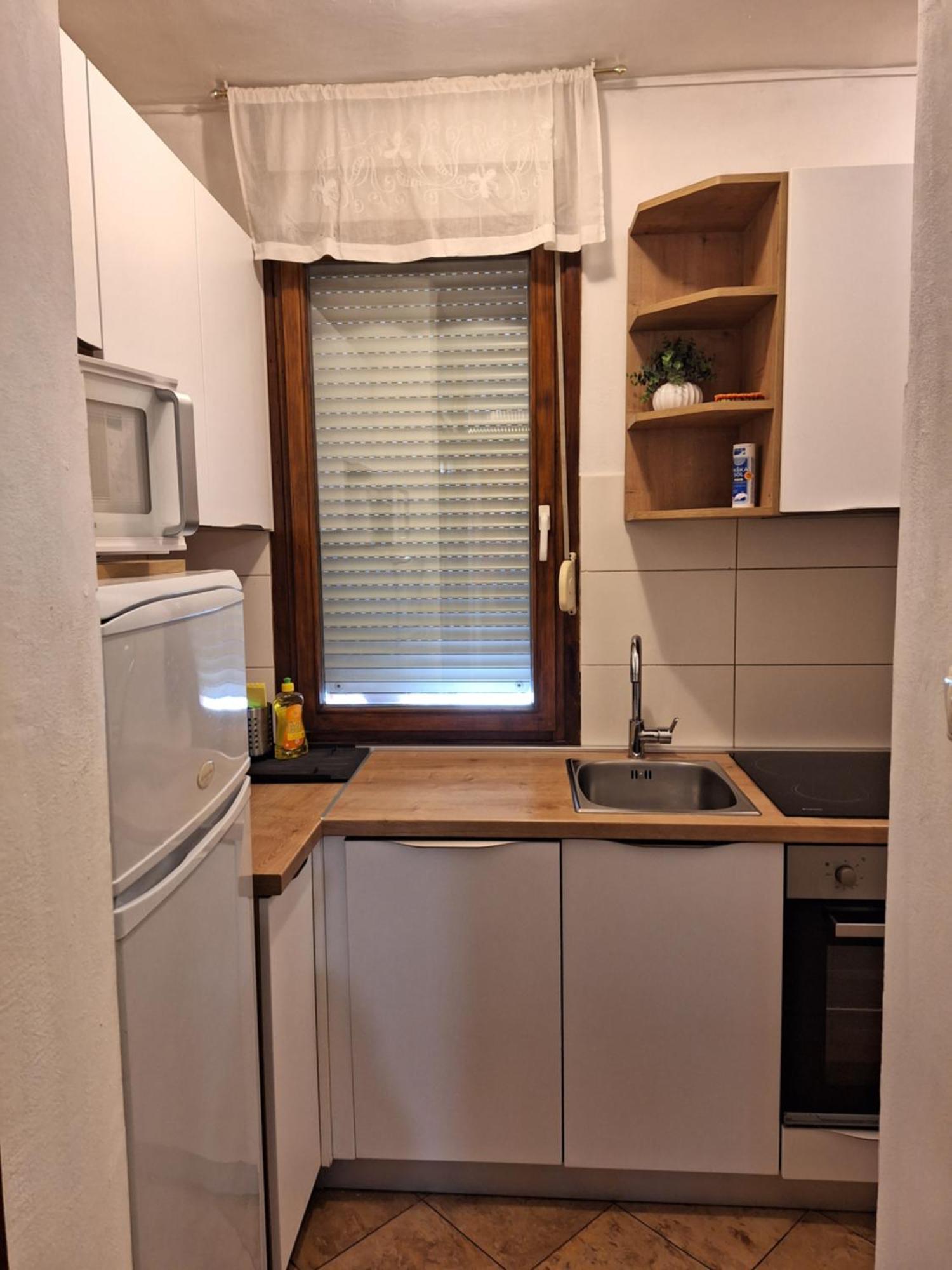 Apartament Lanela *
